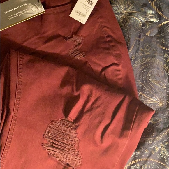 NWT Charlotte Russe Burgundy/Maroon Jeans - Picture 2 of 3